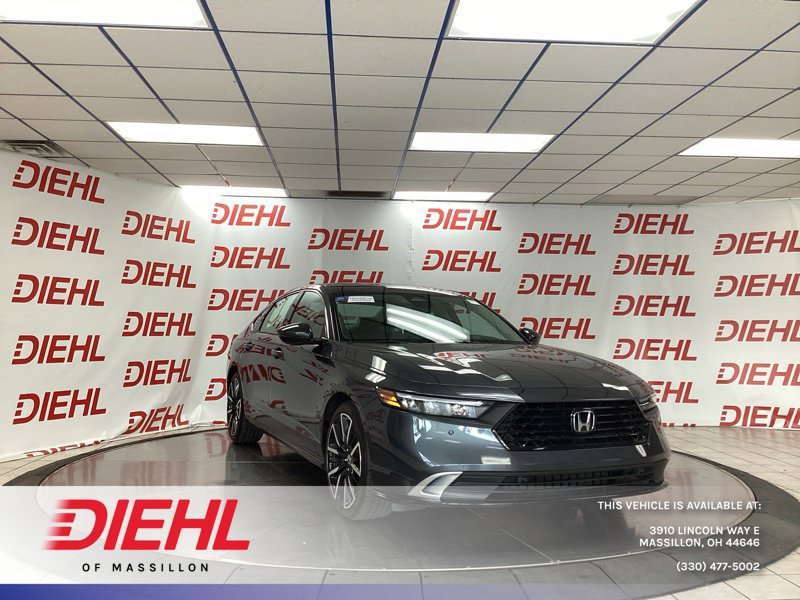 Used 2023 Honda Accord Touring image 1