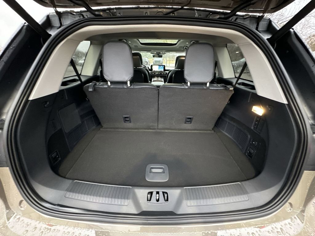 New 2025 Lincoln Aviator Reserve w/ Equipment Group 201A image 25