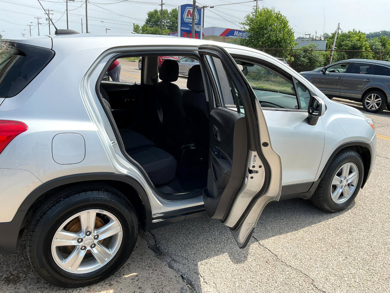 Used 2019 Chevrolet Trax LS image 22
