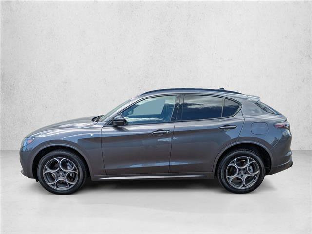 Used 2024 Alfa Romeo Stelvio Ti AWD/4WD image 9