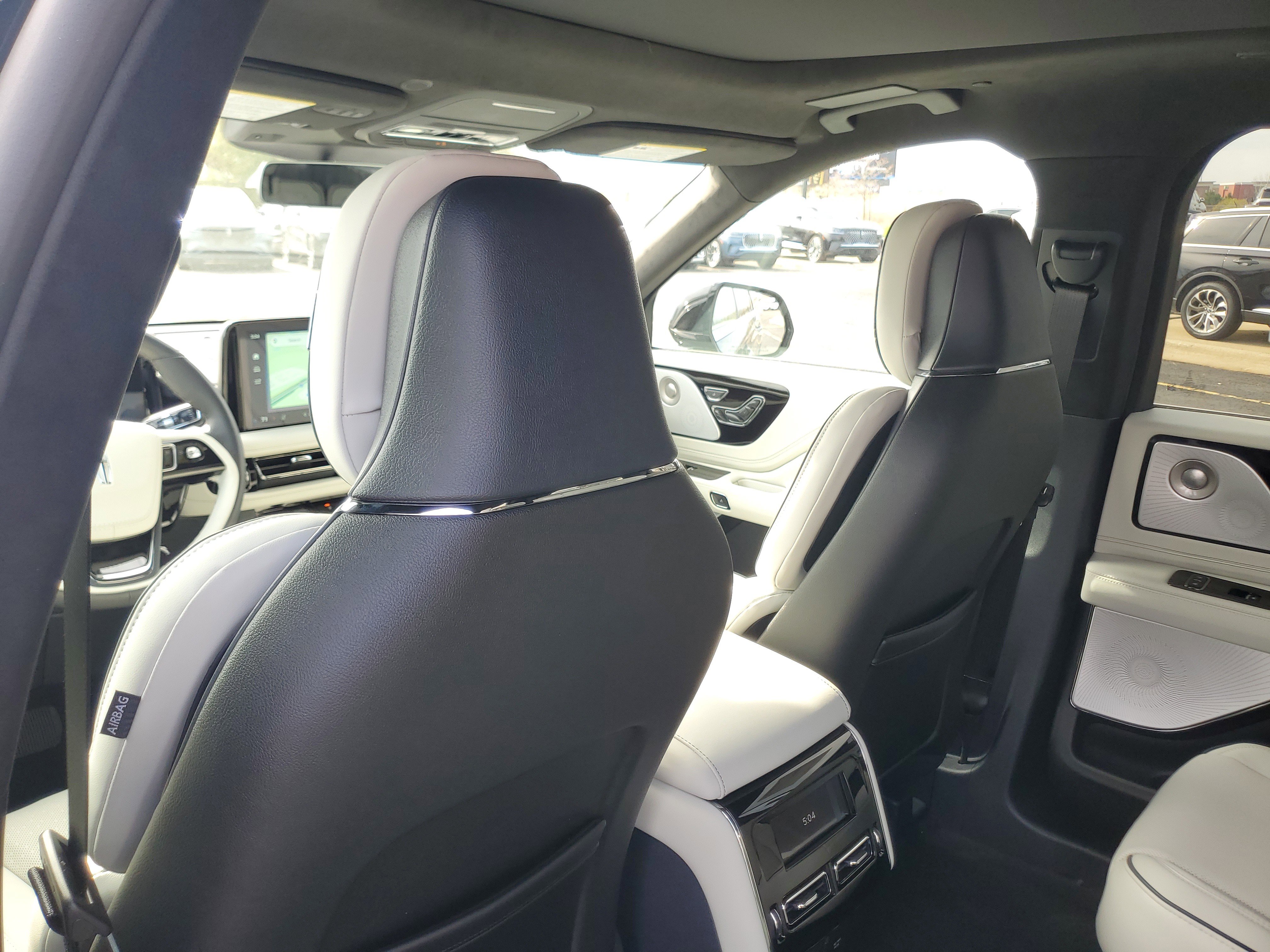 New 2026 Lincoln Aviator Black Label image 24