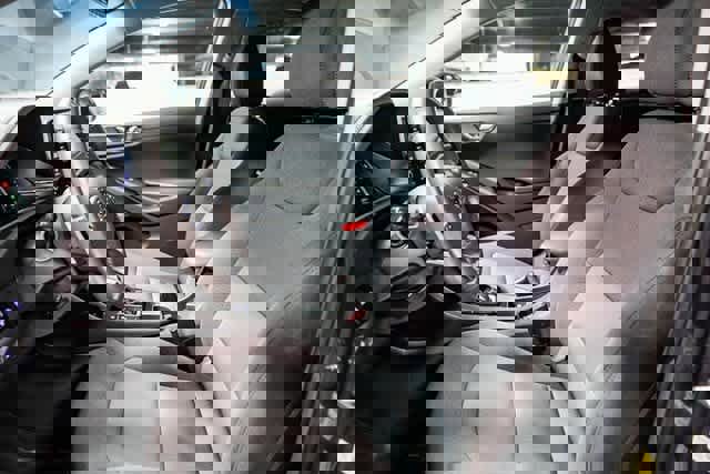 Used 2020 Hyundai Ioniq SEL image 16