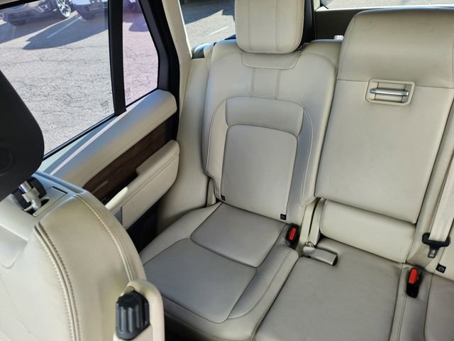 Used 2021 Land Rover Range Rover image 15