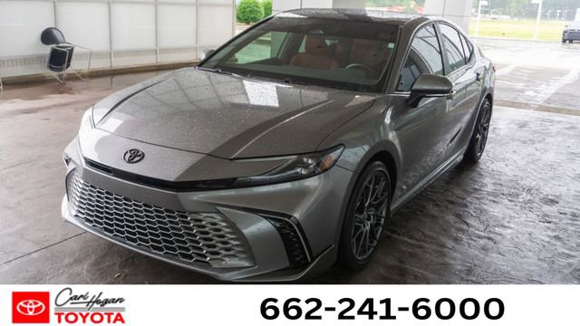 Used 2025 Toyota Camry XSE FWD video 1