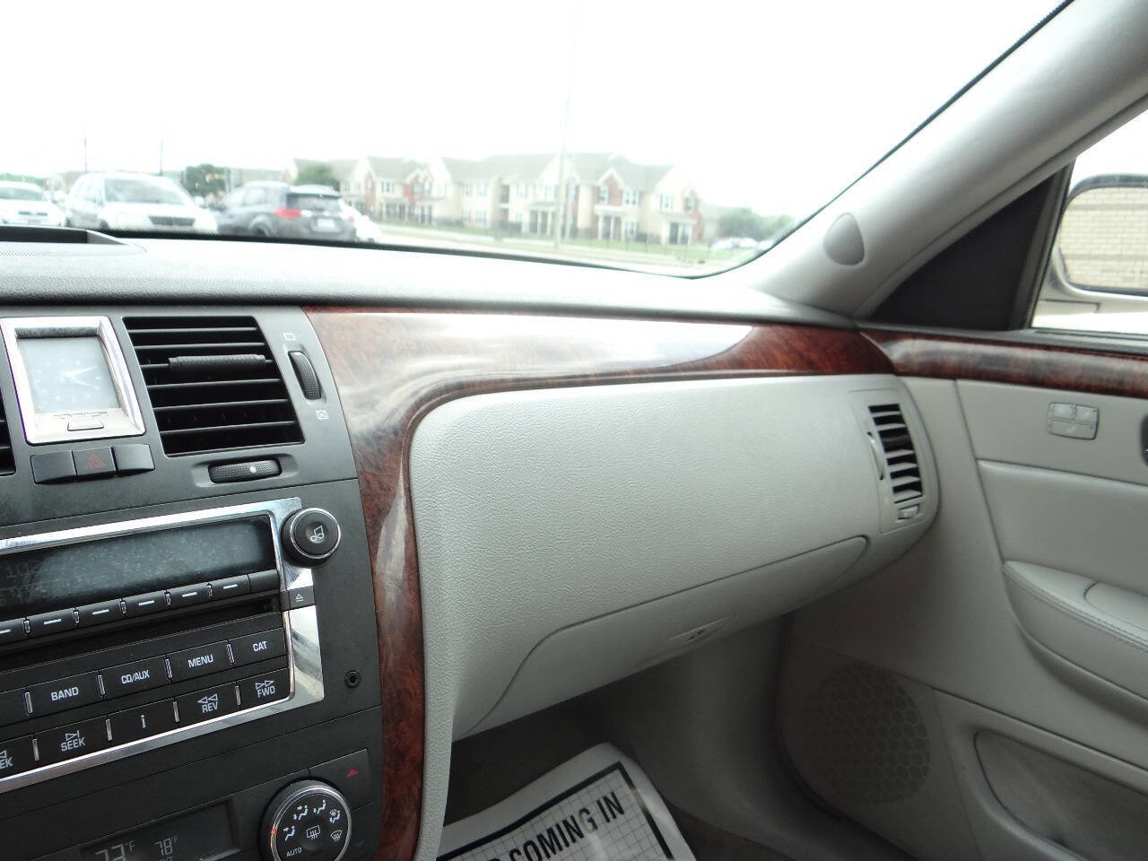 Used 2007 Cadillac DTS Luxury I w/ Sun And Sound Package FWD image 21