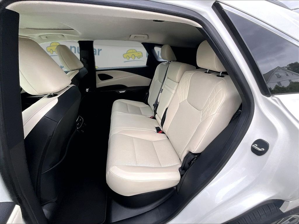 Used 2023 Lexus RX 350 Premium w/ Accessory Package AWD/4WD image 15