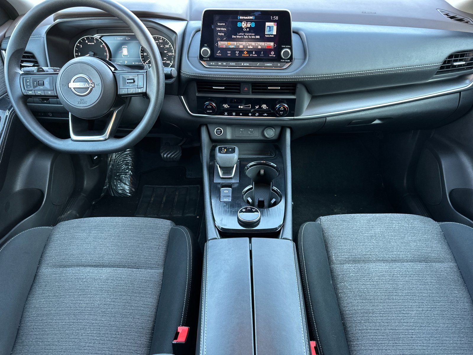 Used 2023 Nissan Rogue SV image 13