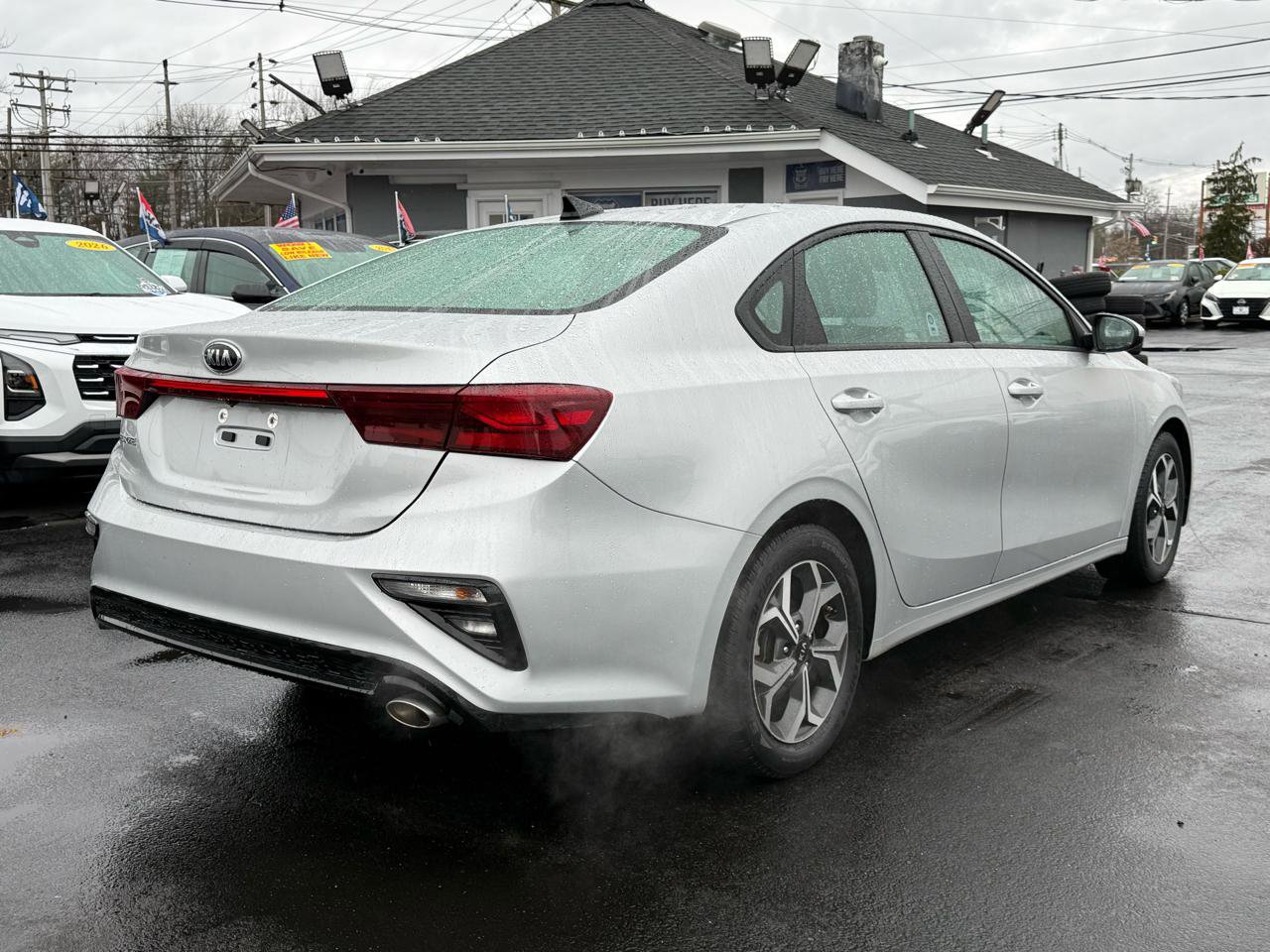 Used 2021 Kia Forte LXS FWD image 5