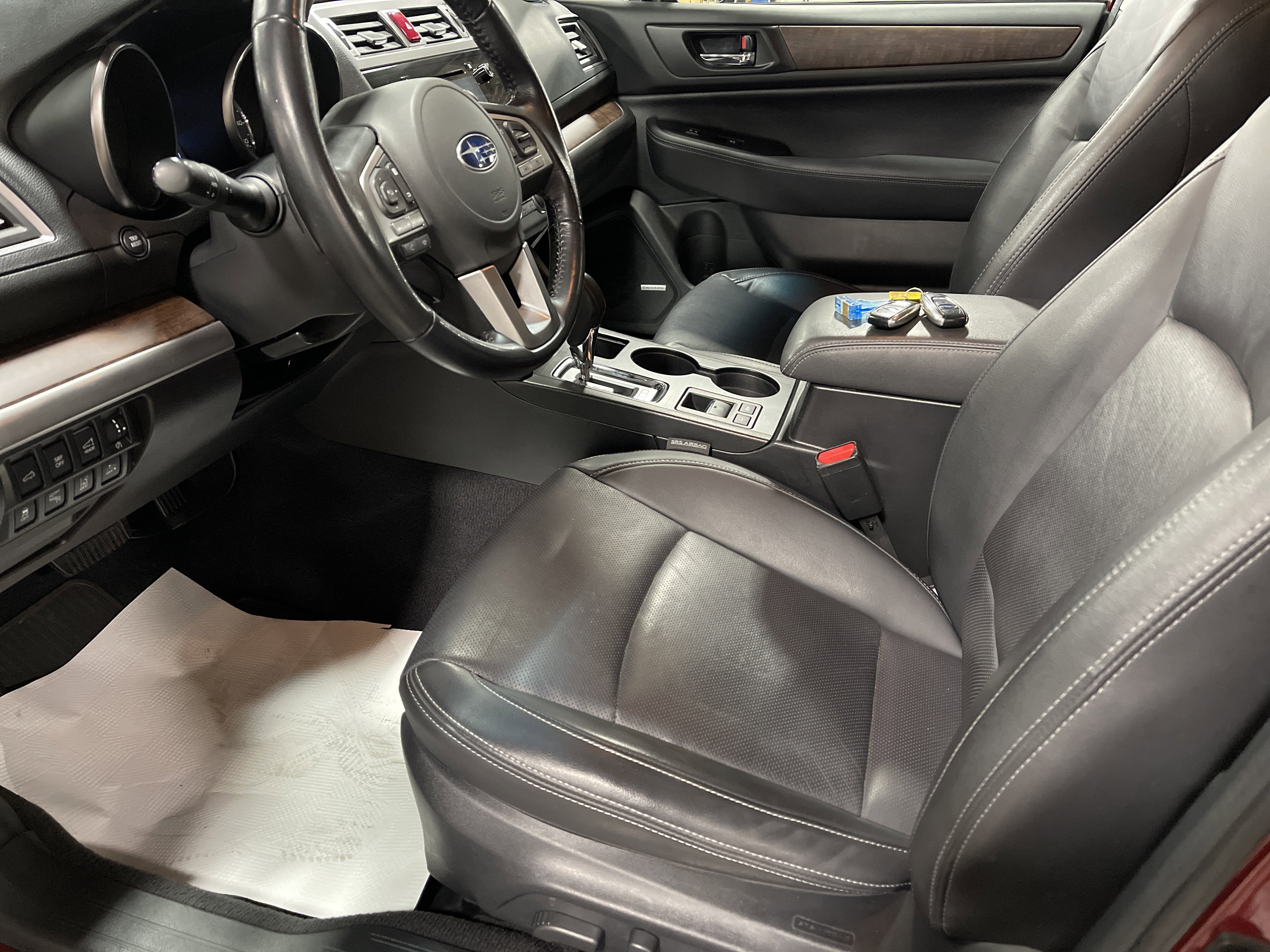 Used 2016 Subaru Outback 3.6R Limited image 9