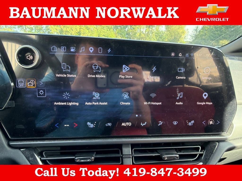 Used 2024 Chevrolet Equinox EV RS w/ Active Safety Package 3 FWD image 28