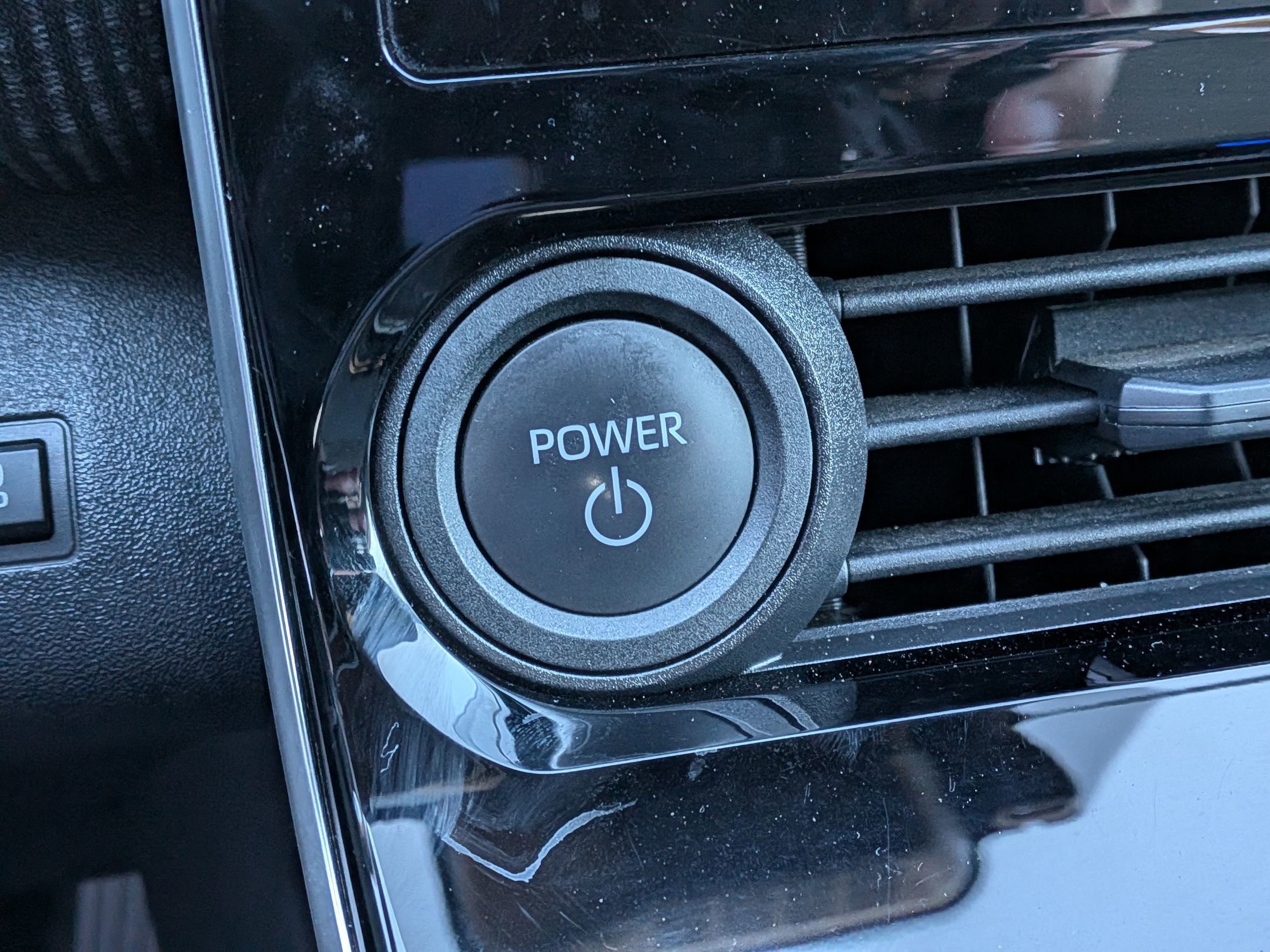 Certified 2024 Subaru Solterra Premium image 22