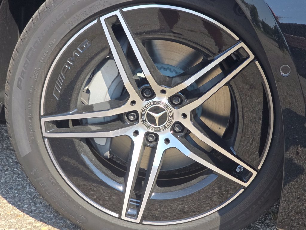 New 2027 Mercedes-Benz E 350 4MATIC Sedan image 11