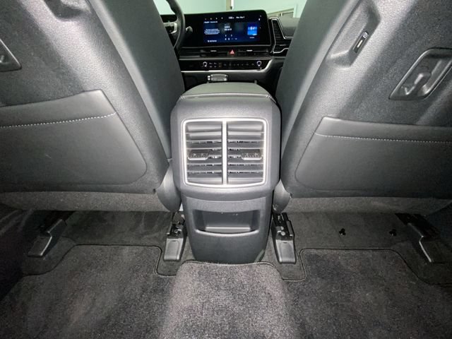 Used 2024 Kia Sportage EX FWD image 28