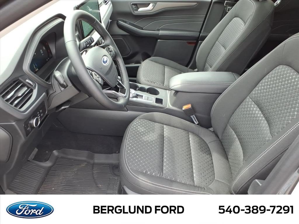 New 2026 Ford Escape Active w/ Active Premium Tech Pack AWD/4WD image 6
