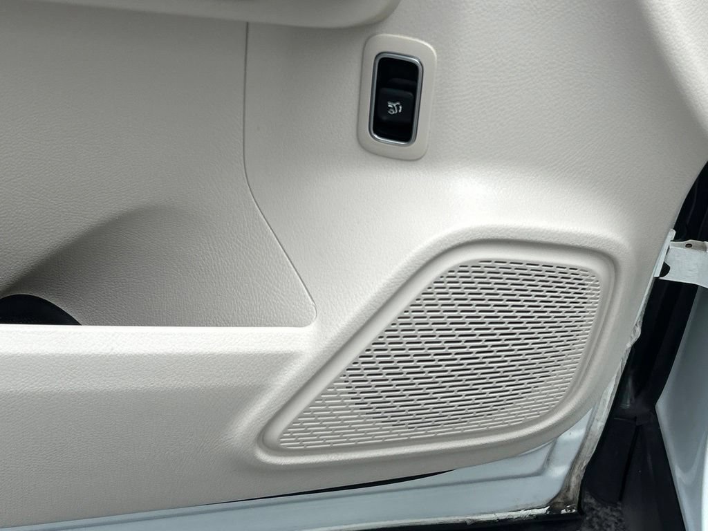 Used 2023 Mercedes-Benz GLB 250 image 18