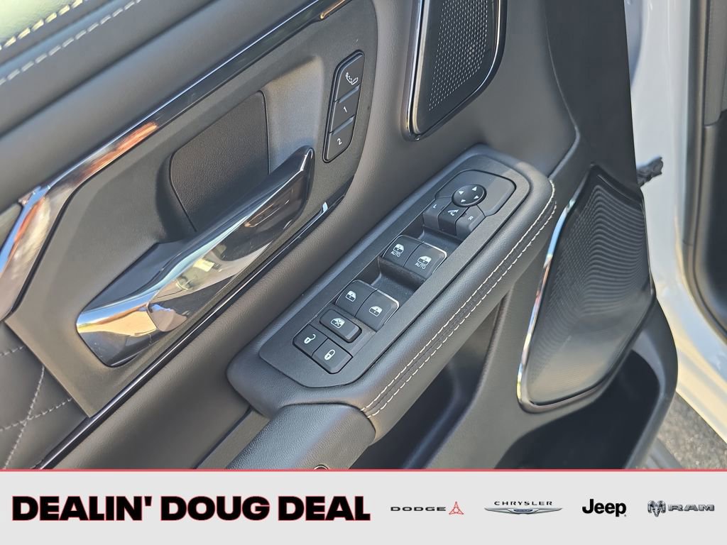 Used 2025 RAM 1500 Limited image 12