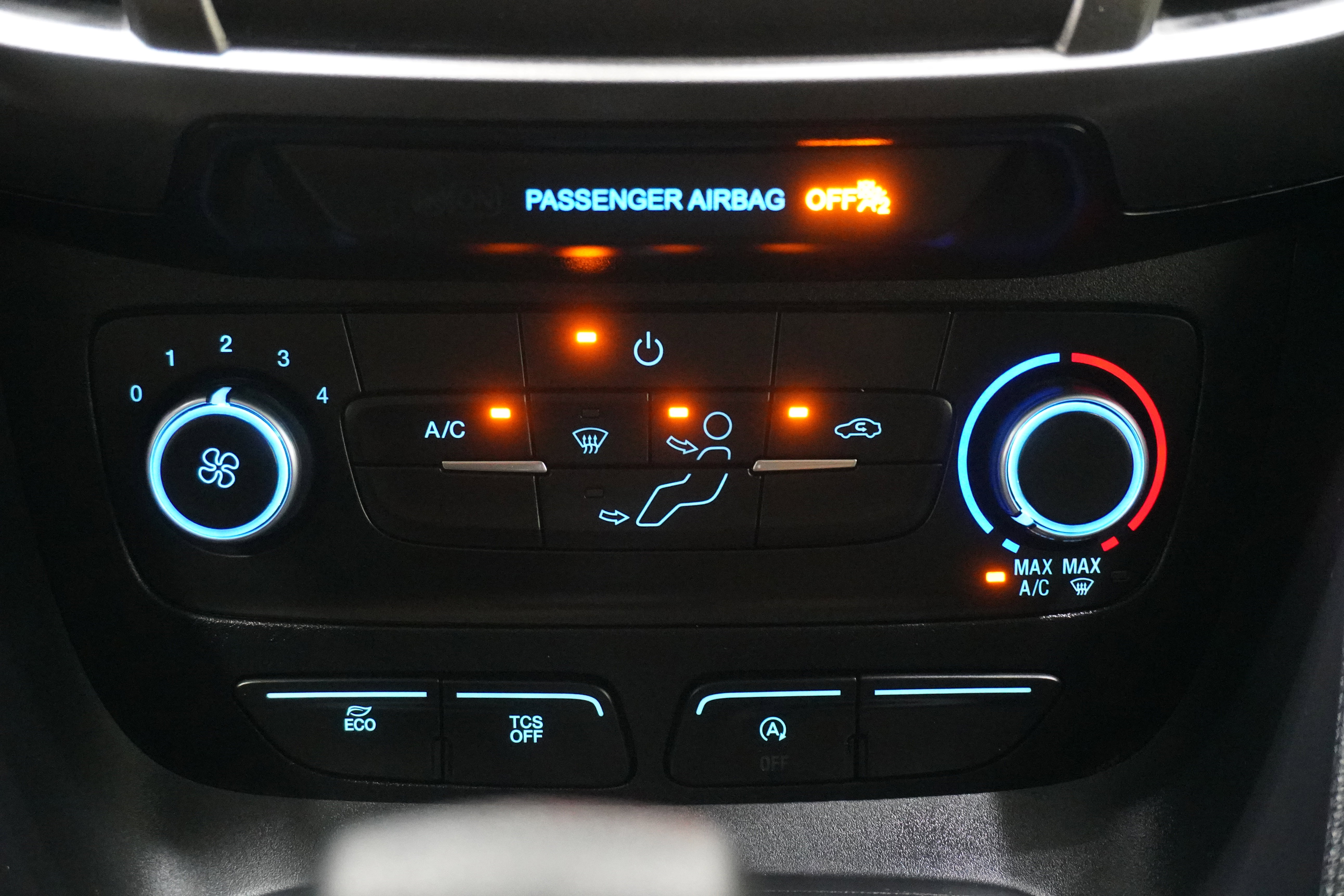 Used 2023 Ford Transit Connect XL image 16