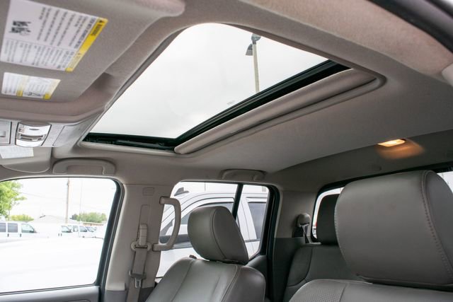 Used 2019 Nissan Frontier SL image 16