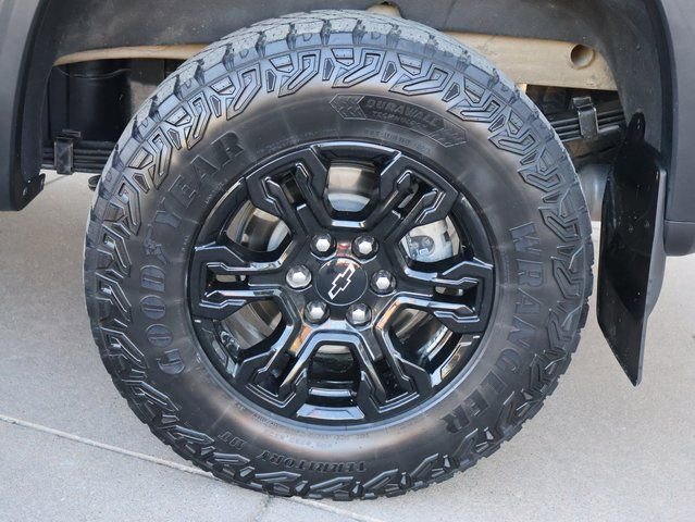 Certified 2023 Chevrolet Silverado 1500 ZR2 w/ Technology Package image 51