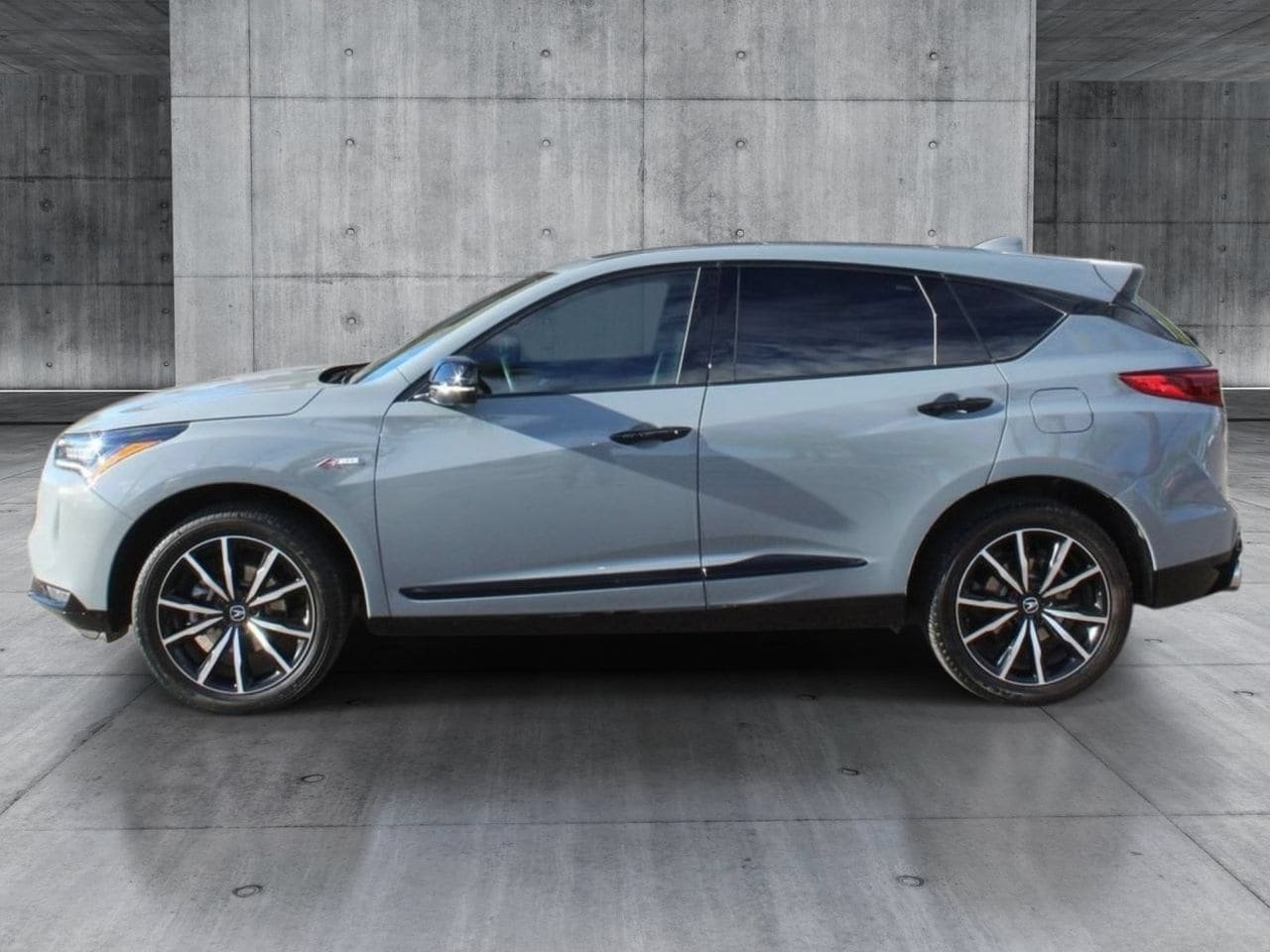 Used 2025 Acura RDX w/ Advance Package AWD/4WD image 2