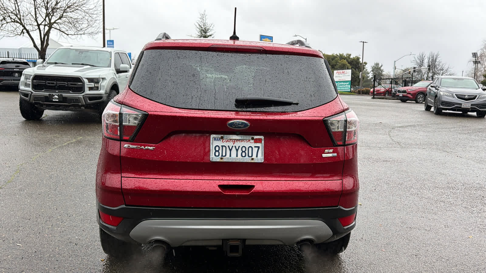 Used 2018 Ford Escape SE w/ SE Sync 3 Package image 6