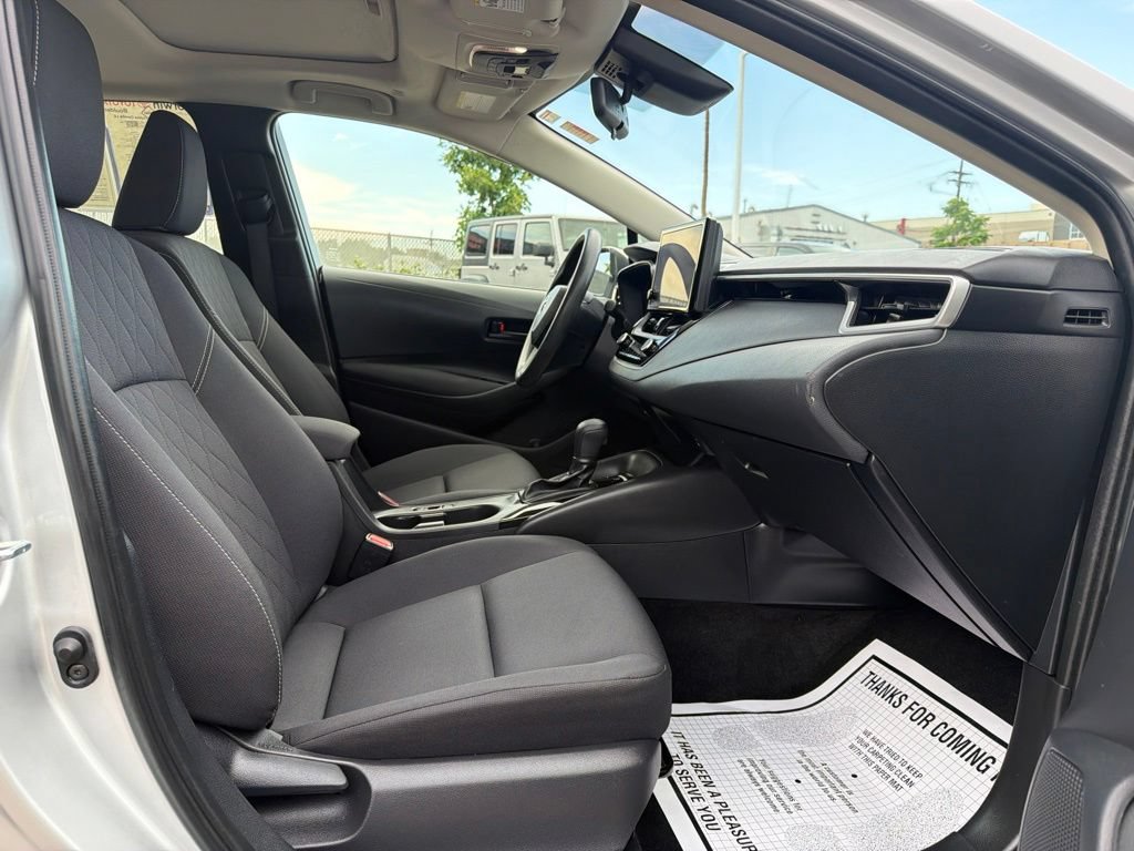Used 2023 Toyota Corolla LE w/ LE Premium Package FWD image 12