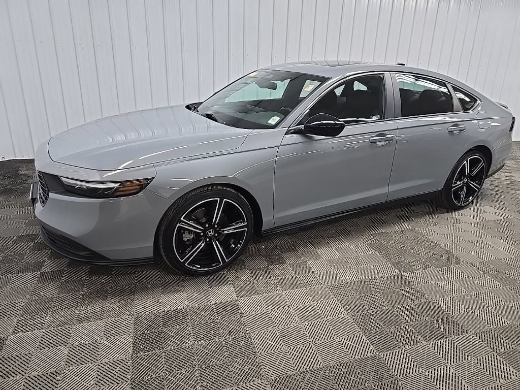 Used 2023 Honda Accord Sport image 6