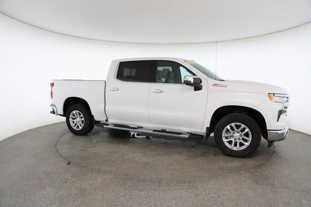 Used 2025 Chevrolet Silverado 1500 LTZ w/ Z71 Off-Road Package image 24