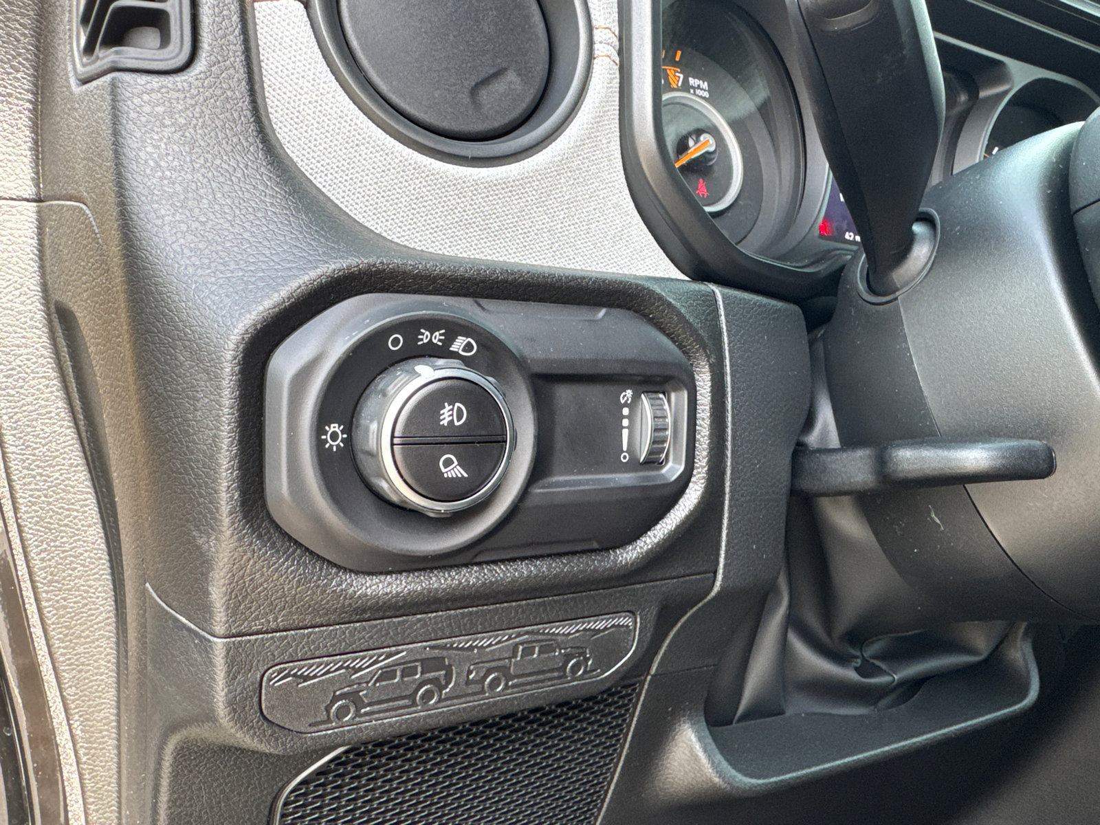 New 2026 Jeep Gladiator Sport AWD/4WD image 34