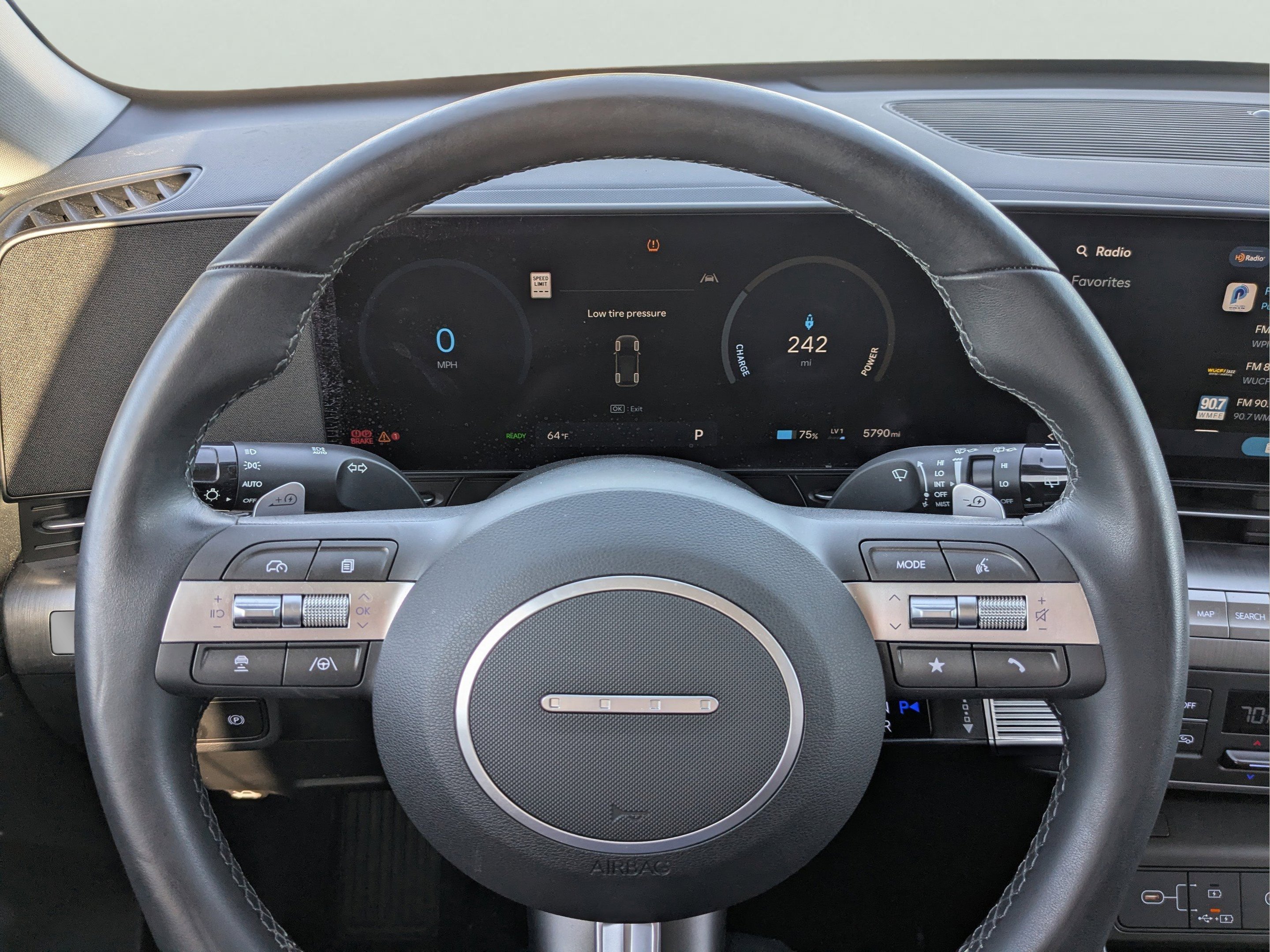 Certified 2024 Hyundai Kona SEL FWD image 32