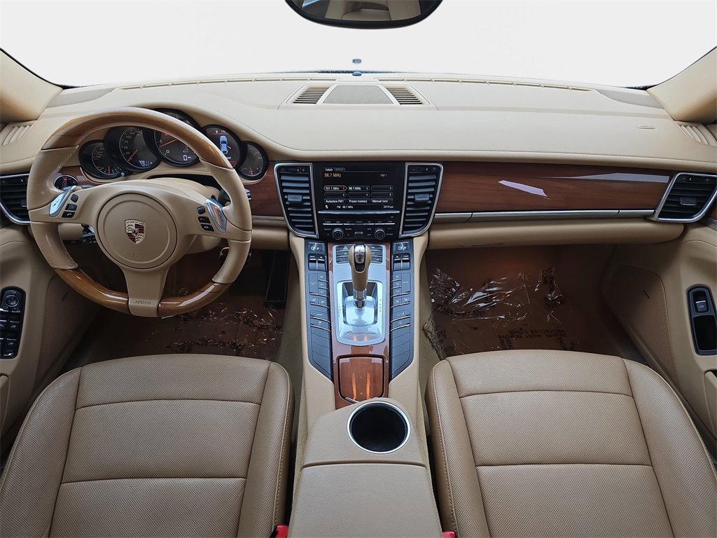Used 2011 Porsche Panamera 4 image 10
