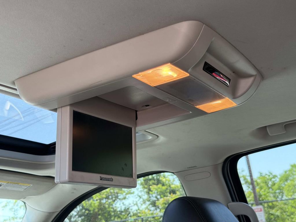 Used 2013 GMC Yukon XL 2500 SLT image 18