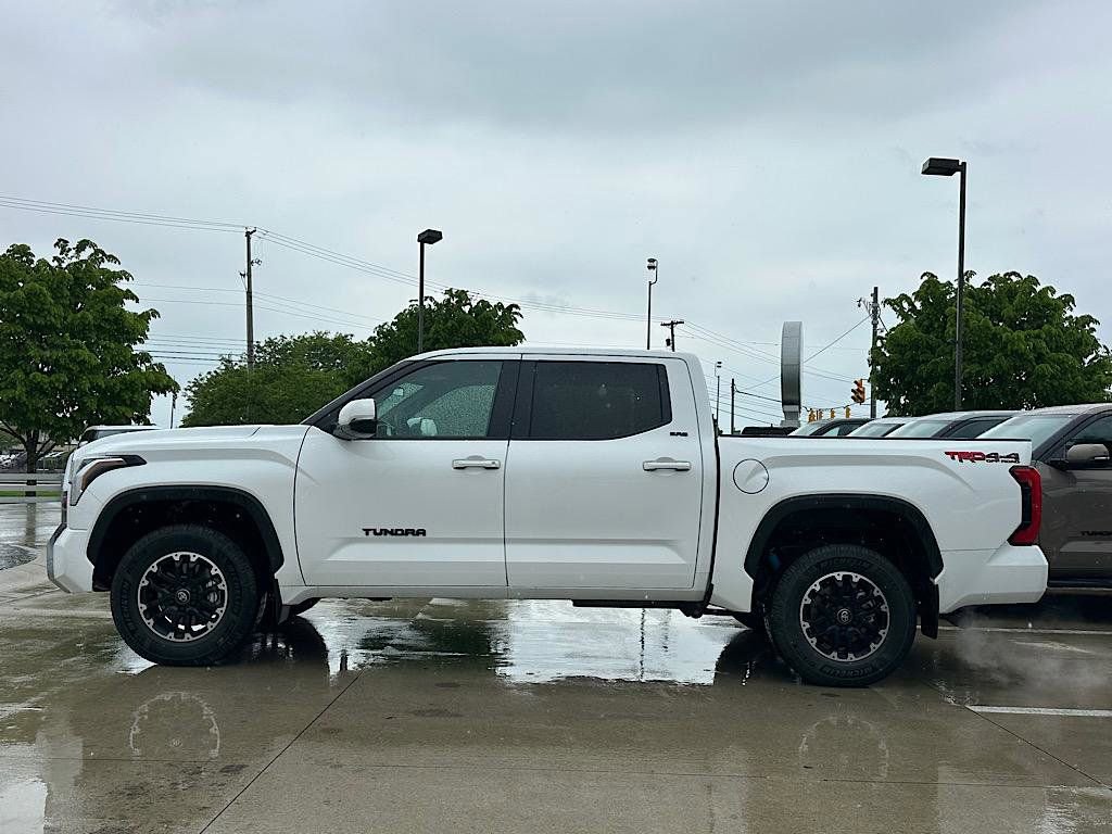 New 2026 Toyota Tundra SR5 w/ TRD Off-Road Package AWD/4WD image 2