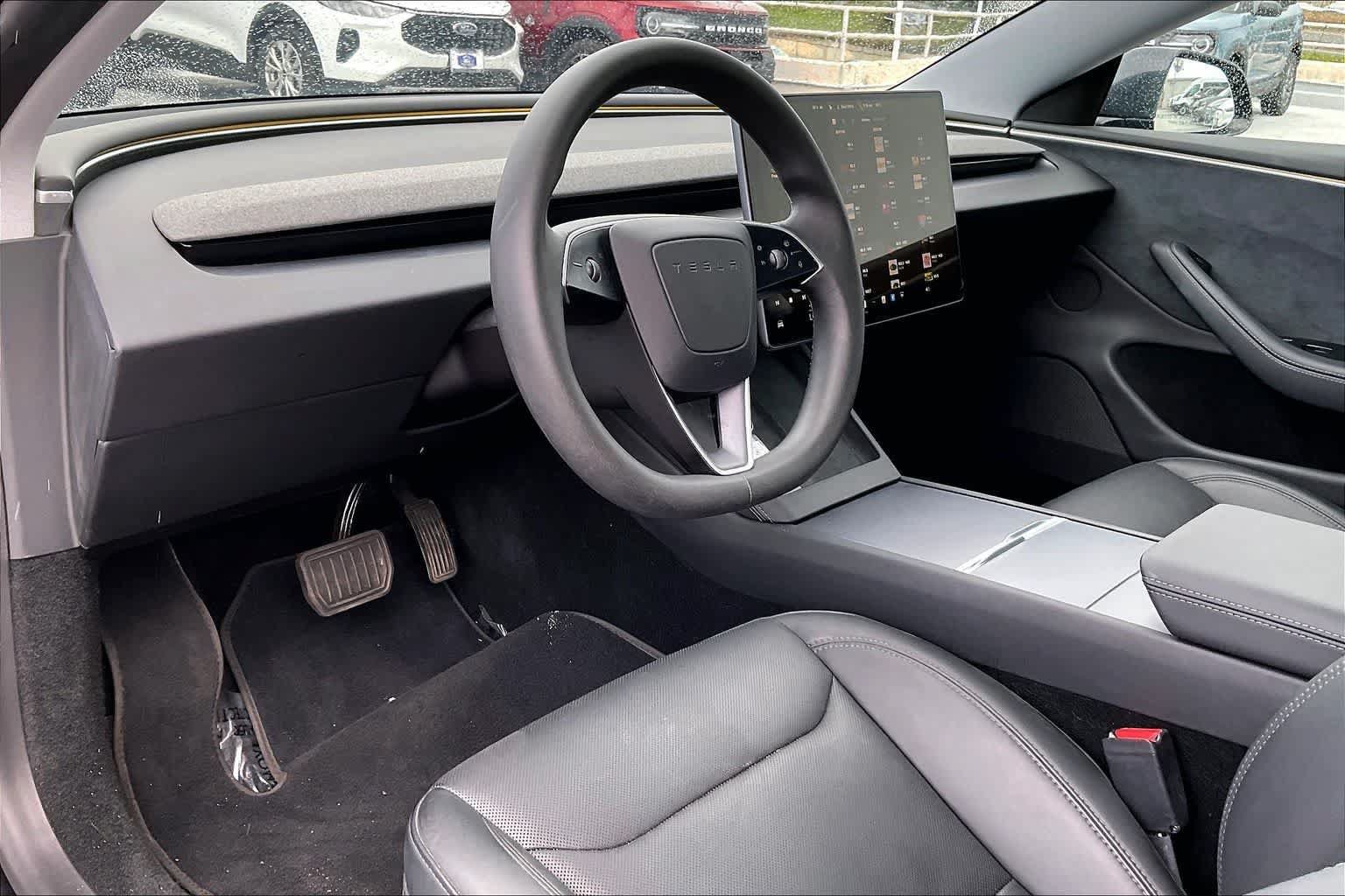 Used 2024 Tesla Model 3 Long Range AWD/4WD image 2