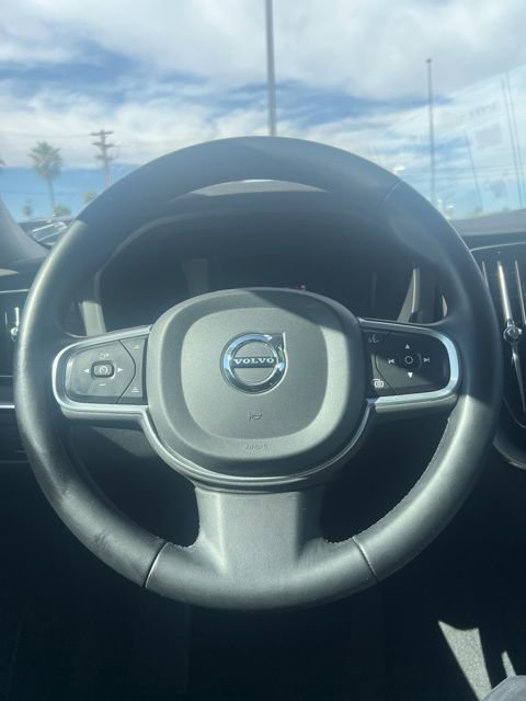 Used 2023 Volvo XC60 B5 Core w/ Climate Package image 10