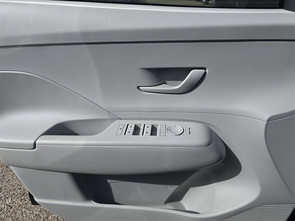 Used 2026 Hyundai Kona SEL Sport image 24