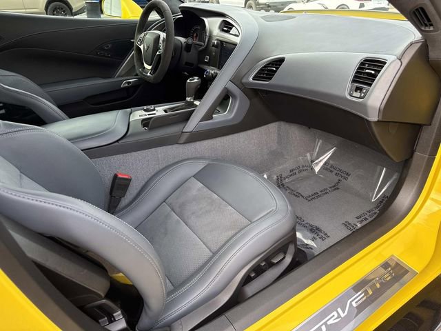 Used 2016 Chevrolet Corvette Z06 w/ 3LZ Preferred Equipment Group image 17