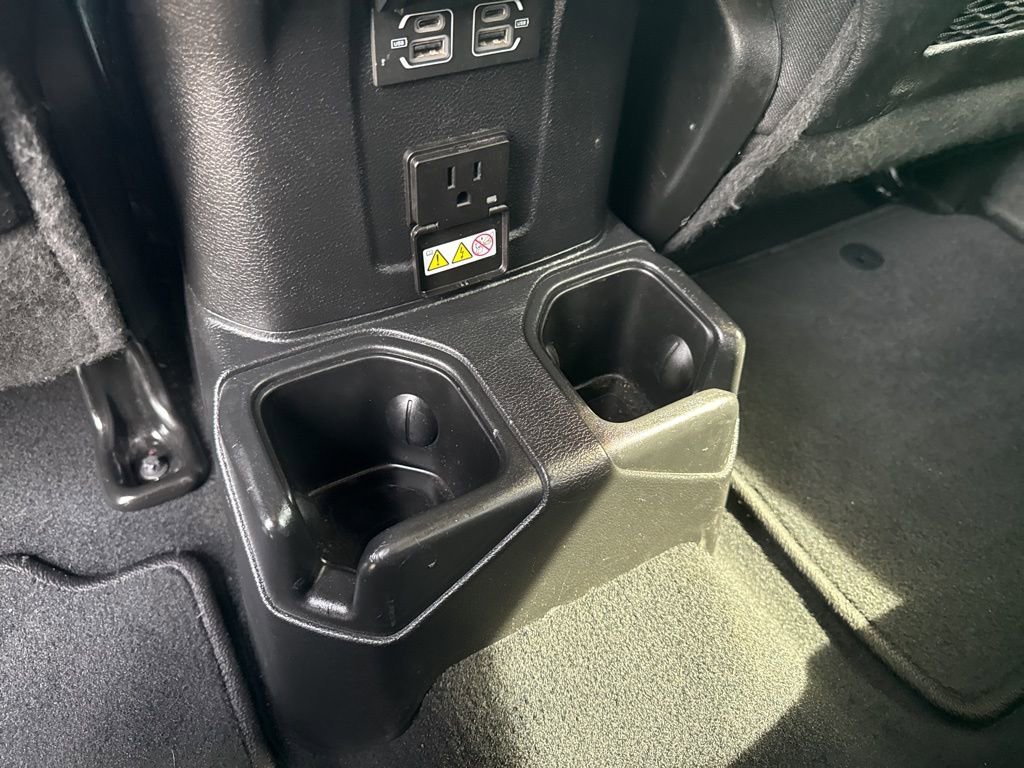 Used 2022 Jeep Gladiator Rubicon w/ Cold Weather Group AWD/4WD image 34