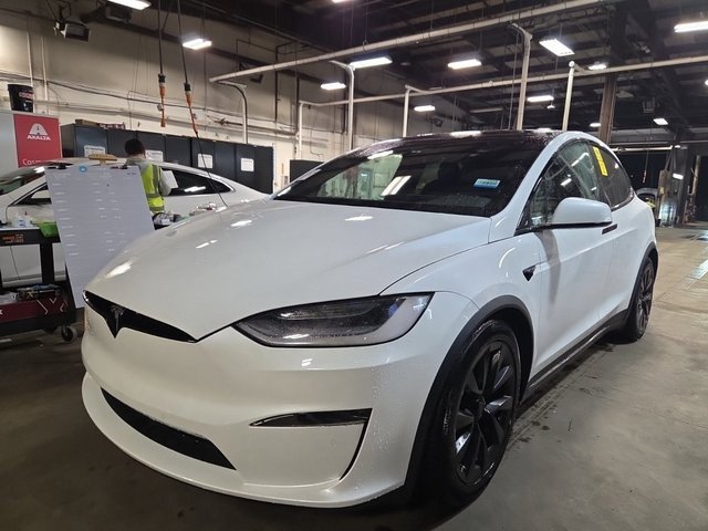 Used 2022 Tesla Model X image 2