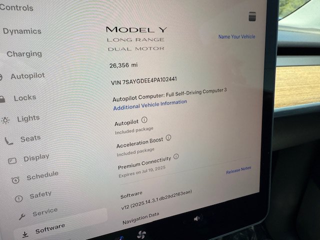 Used 2023 Tesla Model Y Long Range AWD/4WD image 17