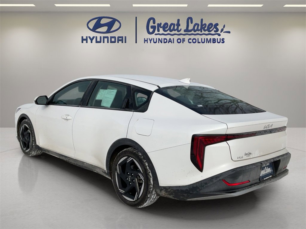 Used 2025 Kia K4 EX image 3
