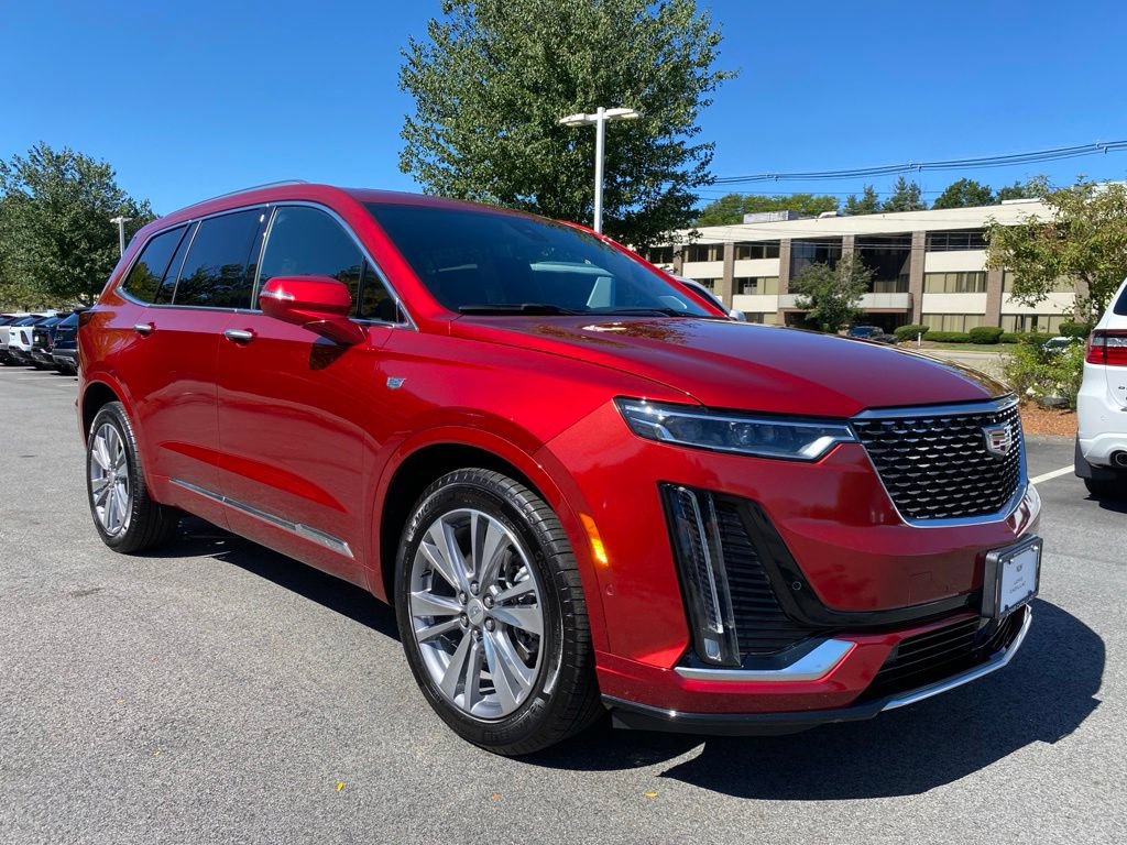 Certified 2025 Cadillac XT6 Premium Luxury w/ Platinum Package AWD/4WD image 7