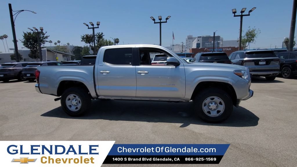 Used 2023 Toyota Tacoma SR5 RWD image 2