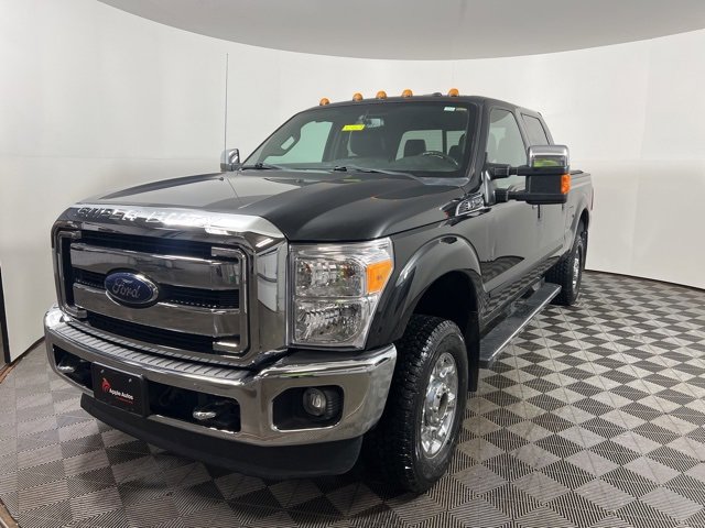 Used 2015 Ford F250 Lariat w/ Chrome Package image 3