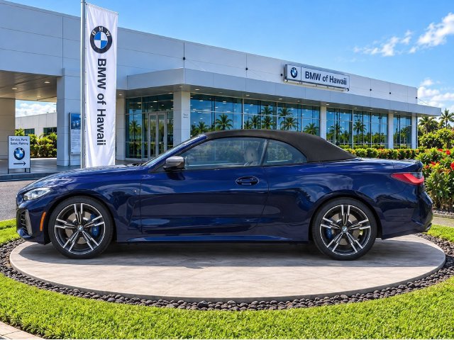 Used 2021 BMW M440i Convertible RWD image 2