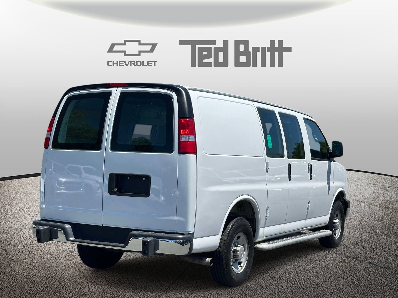 Certified 2025 Chevrolet Express 2500 w/ Driver Convenience Package RWD image 4
