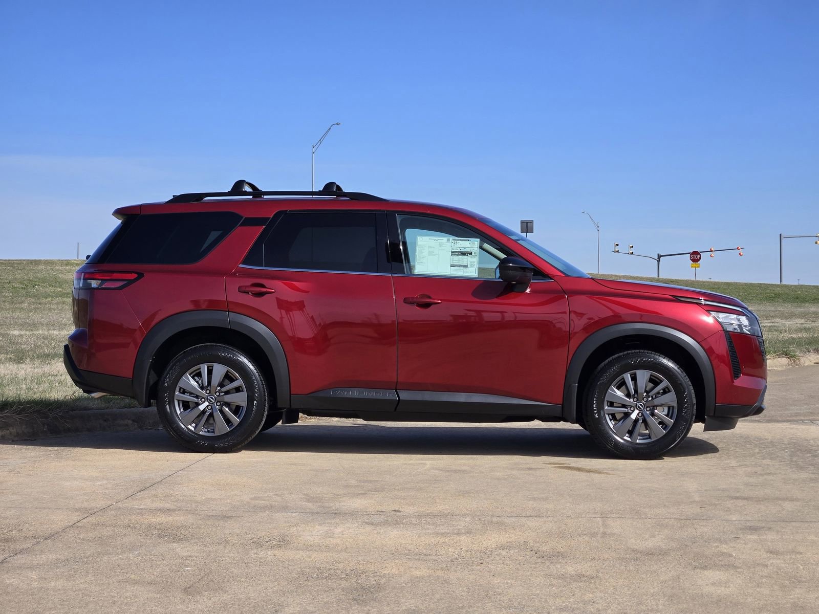 New 2026 Nissan Pathfinder SV AWD/4WD image 8