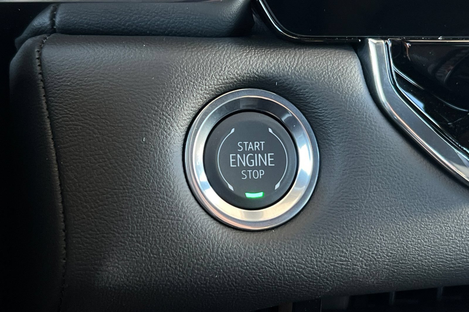 New 2026 GMC Canyon Elevation w/ Convenience Package RWD image 21