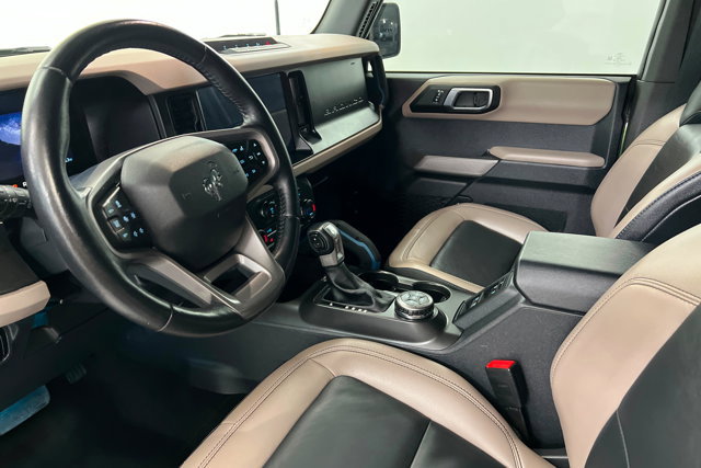 Used 2023 Ford Bronco Wildtrak image 15