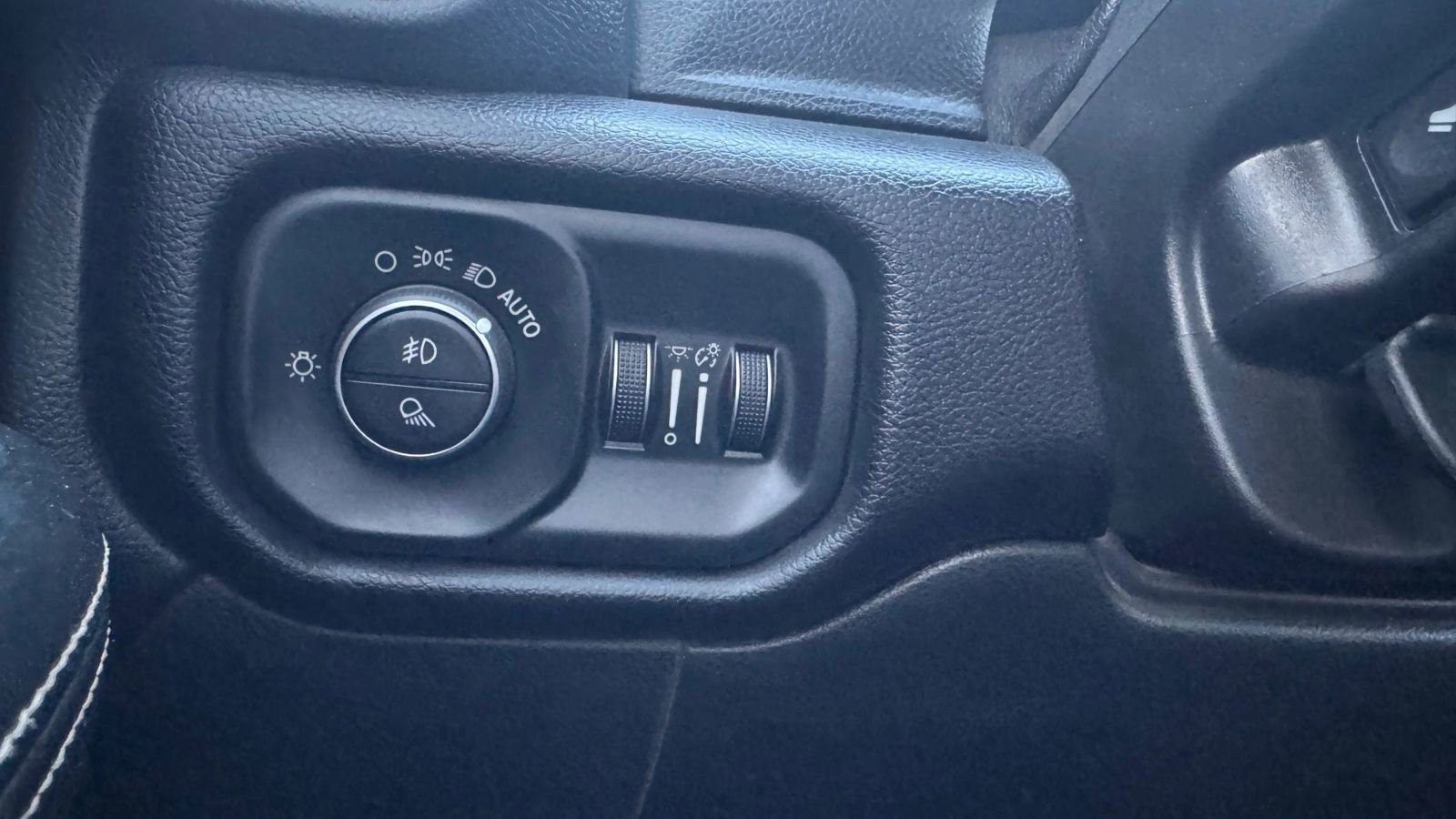 Used 2022 RAM 2500 Laramie image 29